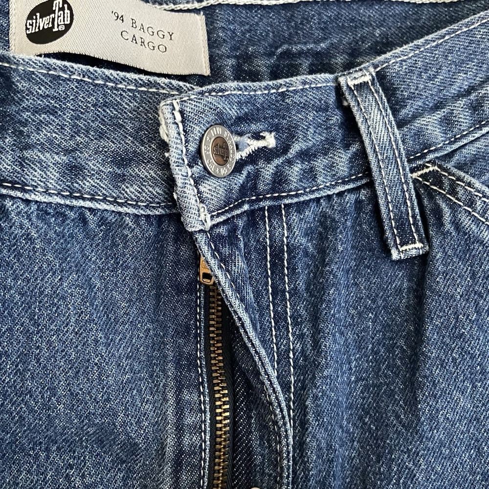 Levi's SilverTab '94 Baggy Cargo Pockets Women's Size 26‎ - Picture 5 of 12